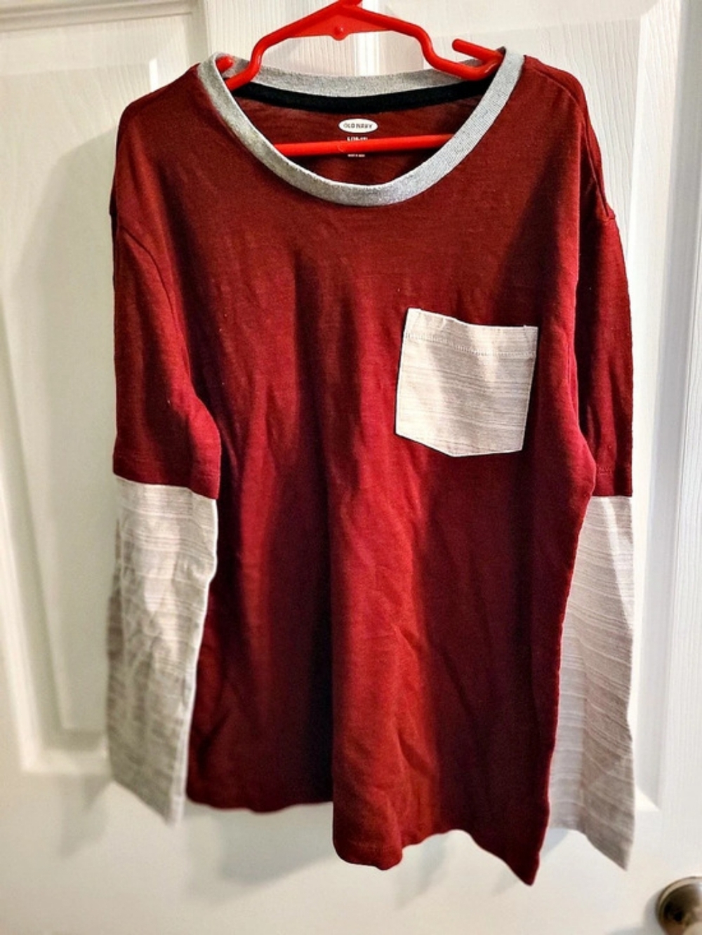 Old Navy Boys Large (10-12) Color Block Long Sleeve Tee Like New